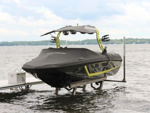 Naylor Boat & PWC Lifts